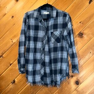 Beach Lunch Lounge raw hem plaid flannel button up shirt